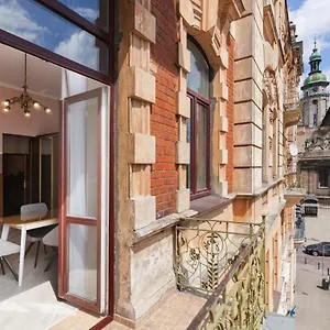 apartamenty-u-centri-mista.hotelslviv.net/